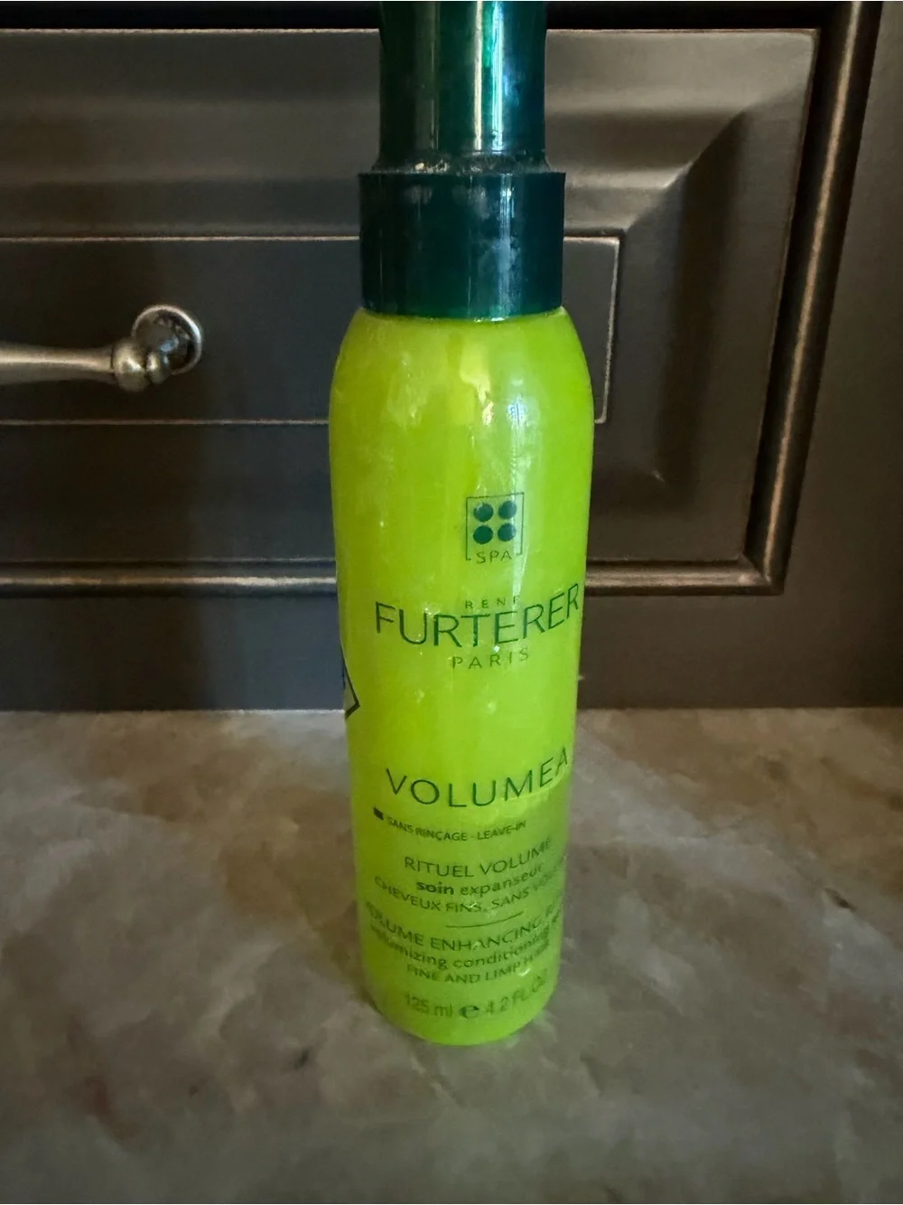 René Furterer Volumea Volume Enhancing Spray - Lime Green Bottle